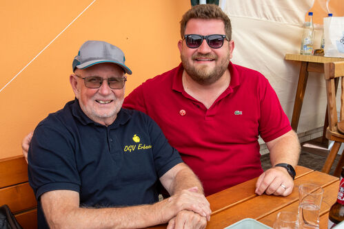 Julian Bay (rechts) und Edgar Emser, die beiden ersten Vorsitzenden der SG und des OGV Erbach freuen sich über die gelungene Veranstaltung
