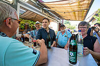 Filename=Schwenken-mit-Esra20250704_022.jpg
Filesize=658KiB
Dimensions=1920x1280
Date added=Jul 06, 2025 Schwenken-mit-Esra20250704_022.jpg